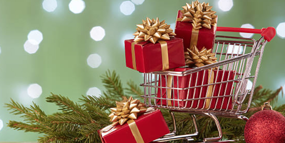 Shopping cart and presents